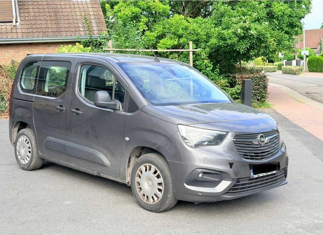 Opel combo life 1.2 i‼️voyant moteur allumé‼️10/2021, Autos, Opel, Argent ou Gris, Achat, Euro 6, Boîte manuelle