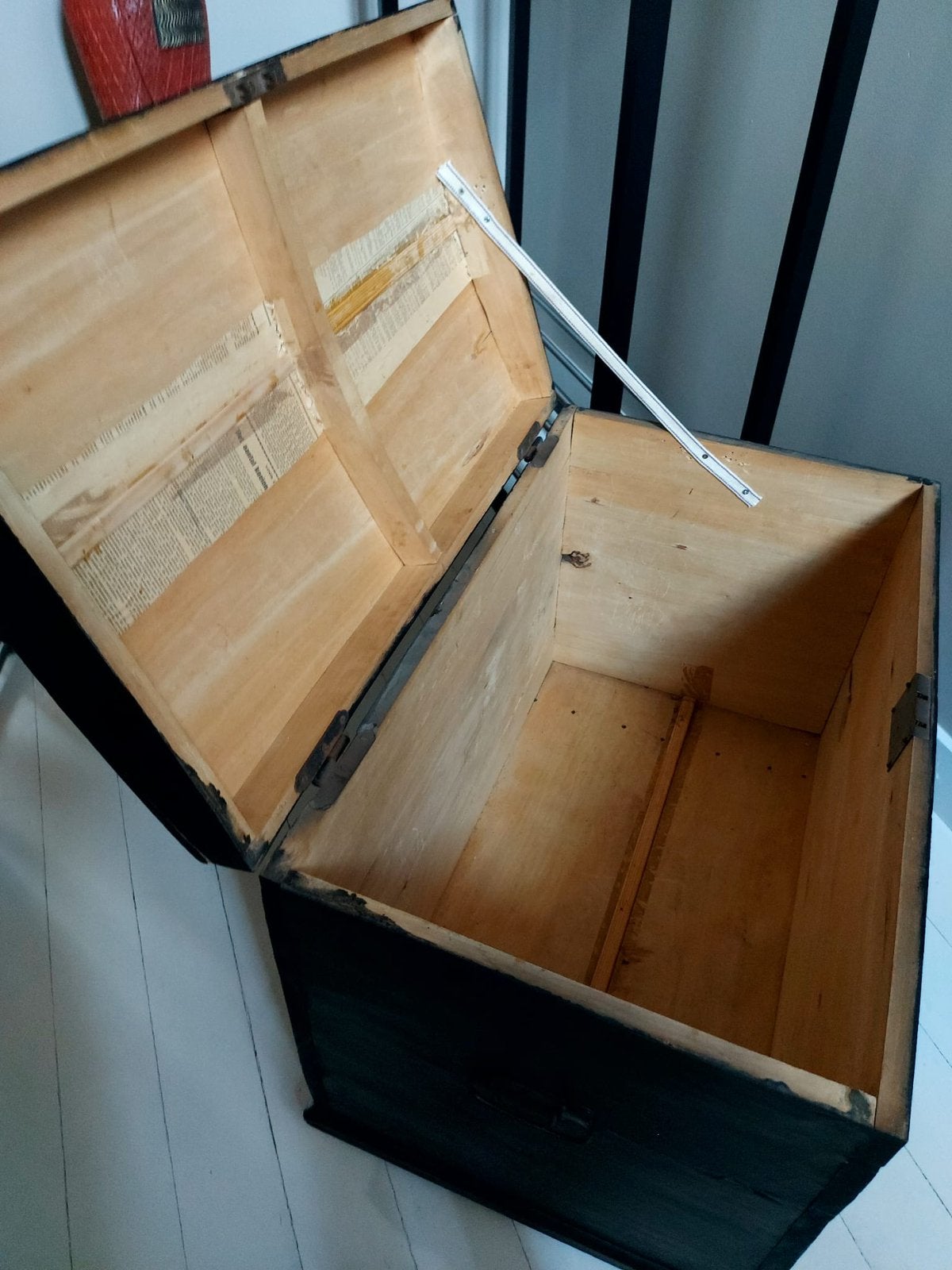 Grote zwarte antiek houten dekenkist, Ophalen, 50 – 75, Gebruikt, 50 tot 100 cm