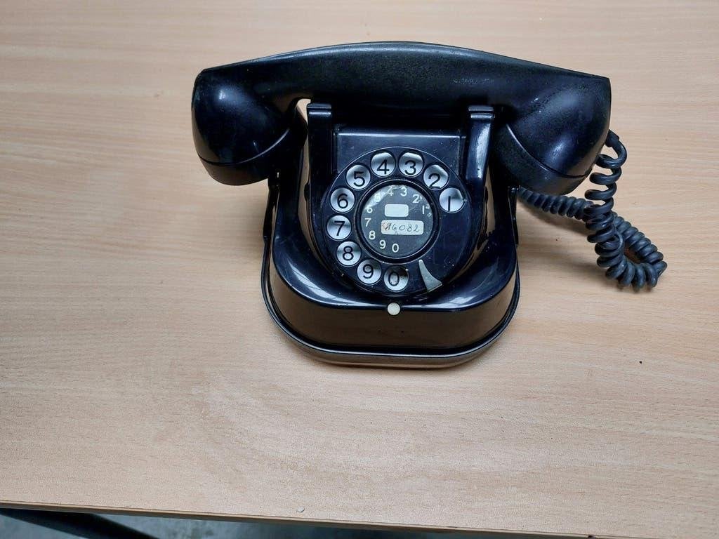 Telefoon  jaren50, Antiquités & Art, Antiquités | TV & Hi-Fi, Enlèvement ou Envoi