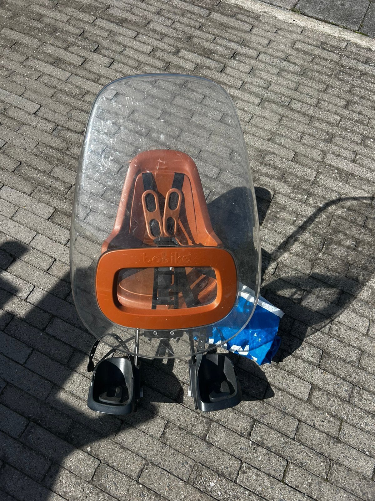 Fietsstoeltje vooraan Bobike, Vélos & Vélomoteurs, Accessoires vélo | Sièges de vélo, Enlèvement, Comme neuf, Siège avant, Repose-pieds
