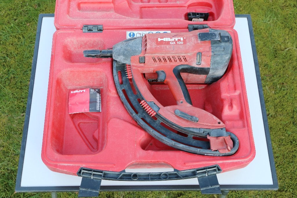Hilti GX100 Nagelpistool (Gas), Doe-het-zelf en Bouw, Gereedschap | Handgereedschap, Ophalen, Zo goed als nieuw, Hilti