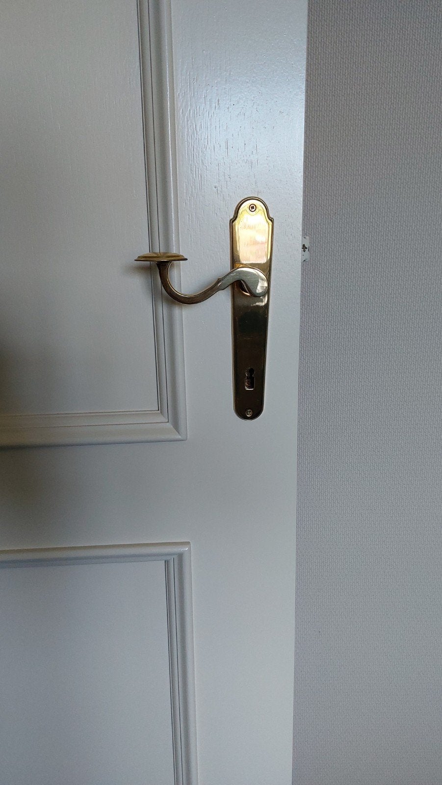 Poignées de porte rétro en laiton sur bouclier, 7 pièces, 10, Enlèvement, Vintage