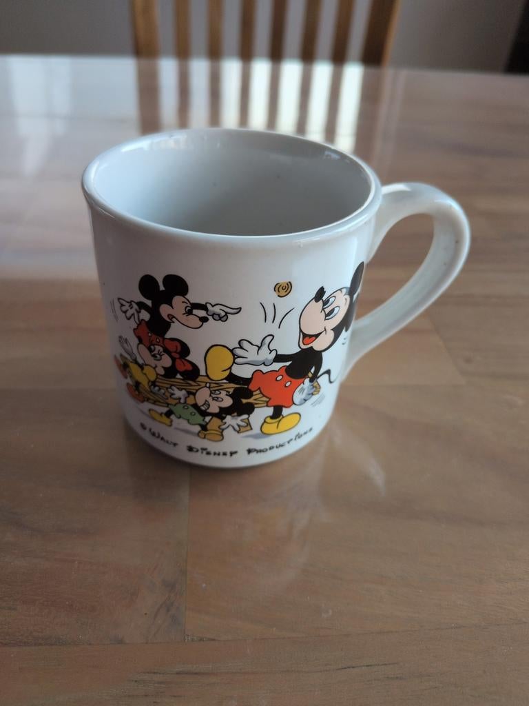 Mickey mouse mok geen koerierdiensten, Ophalen, Mickey Mouse