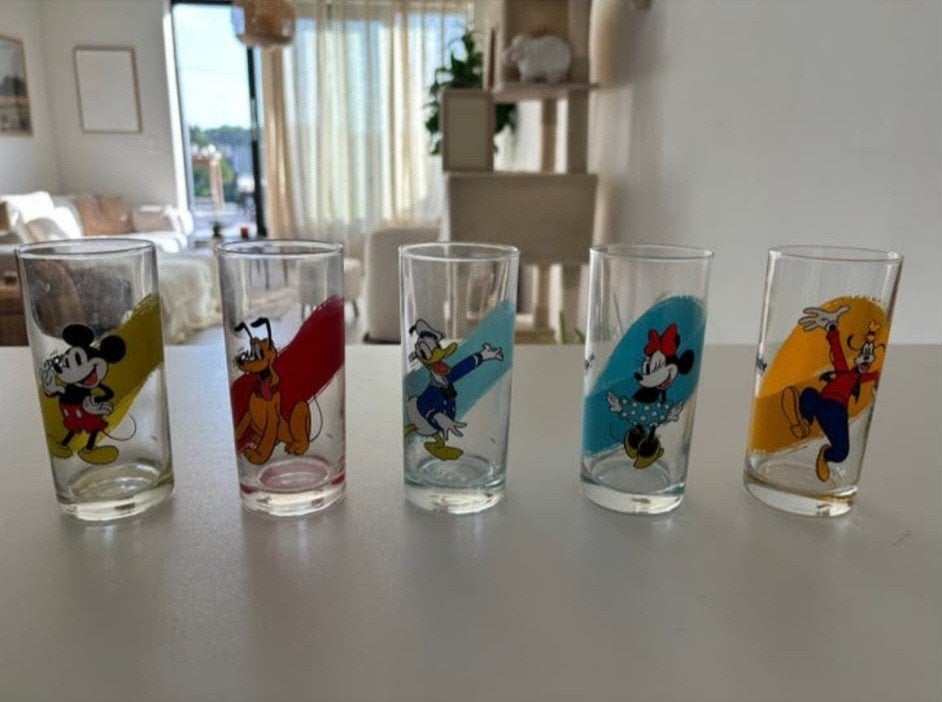 Tassen en glazen, Collections, Verres & Petits Verres, Enlèvement, Comme neuf, Verre à soda