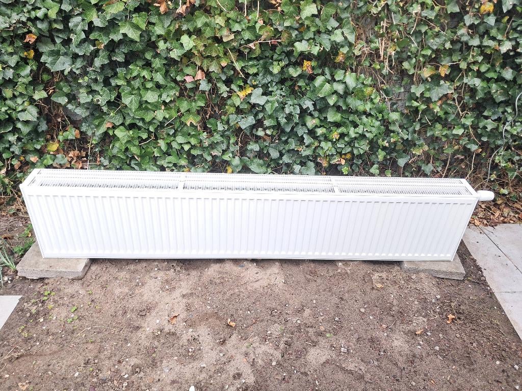 Radiator, Doe-het-zelf en Bouw, Ophalen, 30 tot 80 cm, Gebruikt, Radiator