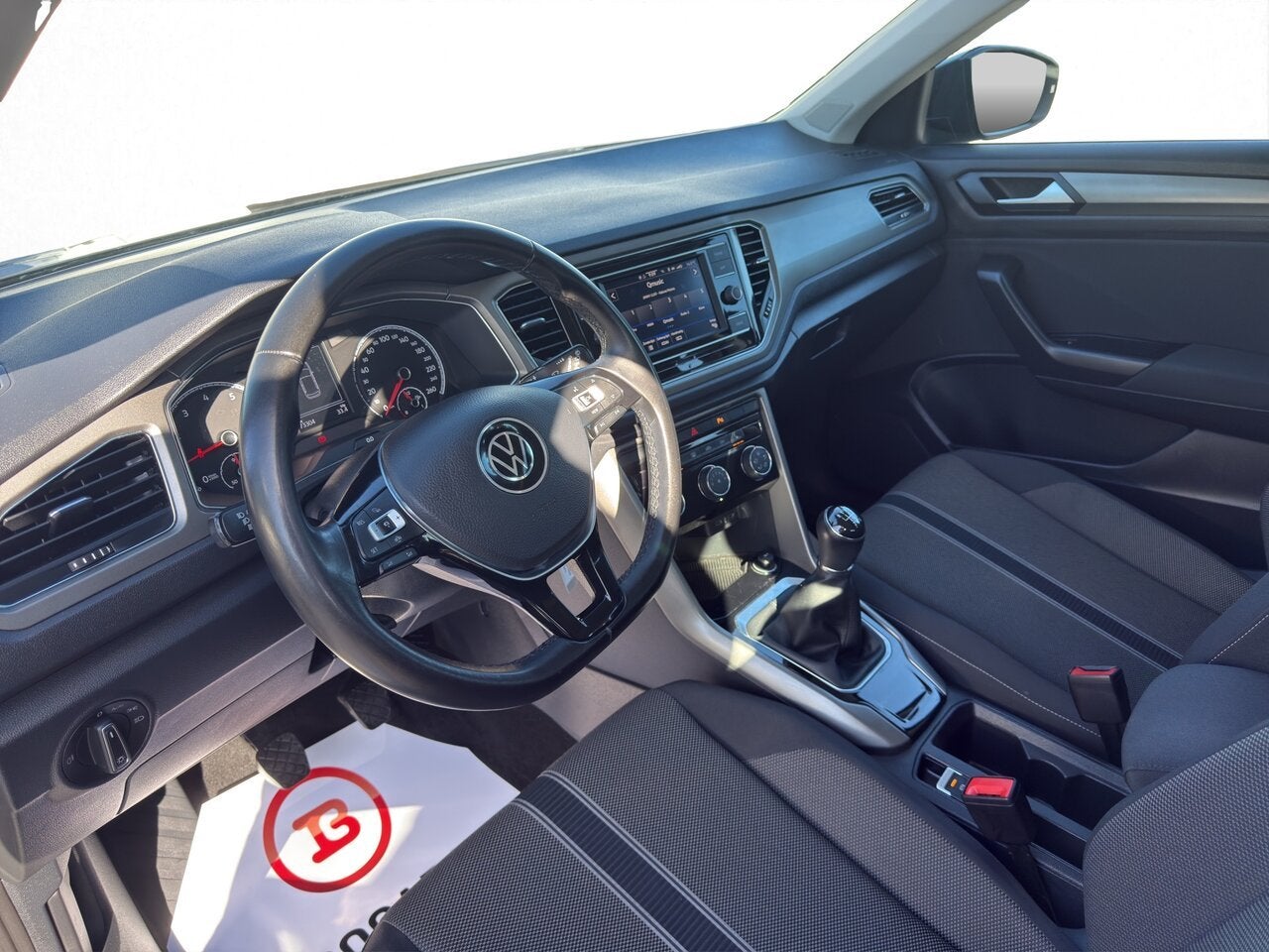 Volkswagen T-Roc Advance, Auto's, Volkswagen, 0 kg, https://public.car-pass.be/vhr/98f93136-51de-4f9b-a9b6-7d427724617c, 0 kg