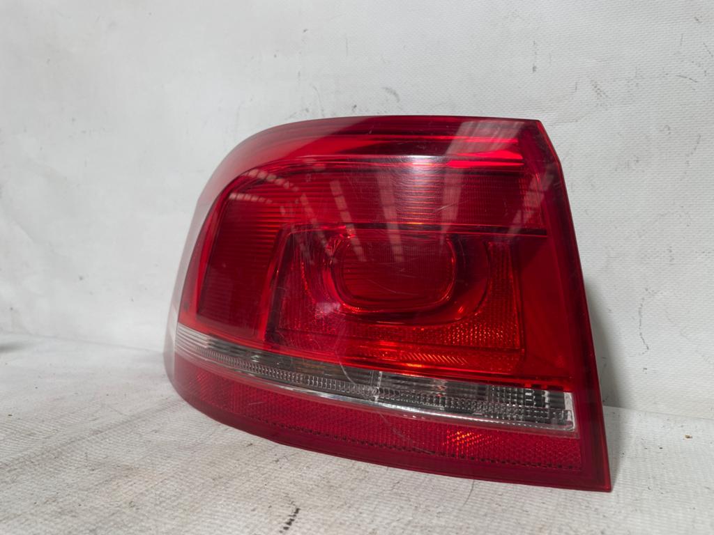 Linker achterlicht VW PASSAT 3AF945095E, Auto-onderdelen, Ophalen, Gebruikt, BMW