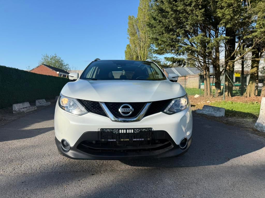 Nissan Qashqai | Automaat | 360 Camera | Pano - Dak | Garant, Auto's, Euro 5, Stof, Zwart, Wit