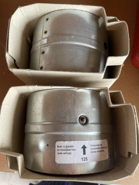 2x DPSA luchtafvoer / vlinderklep Ø125 mm metaal, Neuf, Inox, 80 mm ou plus, Enlèvement