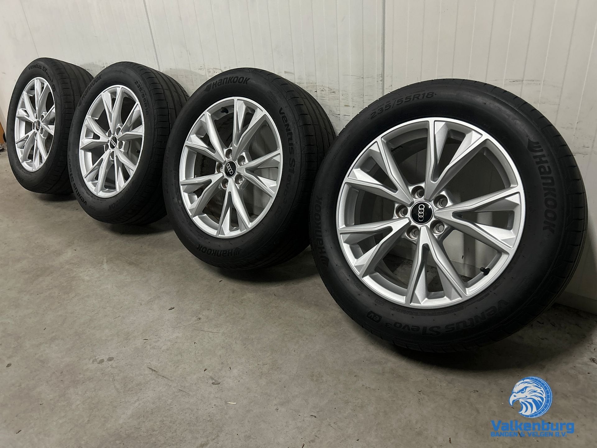 6mm! Originele Audi Q3 F3 83A 18 inch velgen 5x112 zomerband, Auto-onderdelen, Banden en Velgen, 18 inch, Gebruikt, -, -