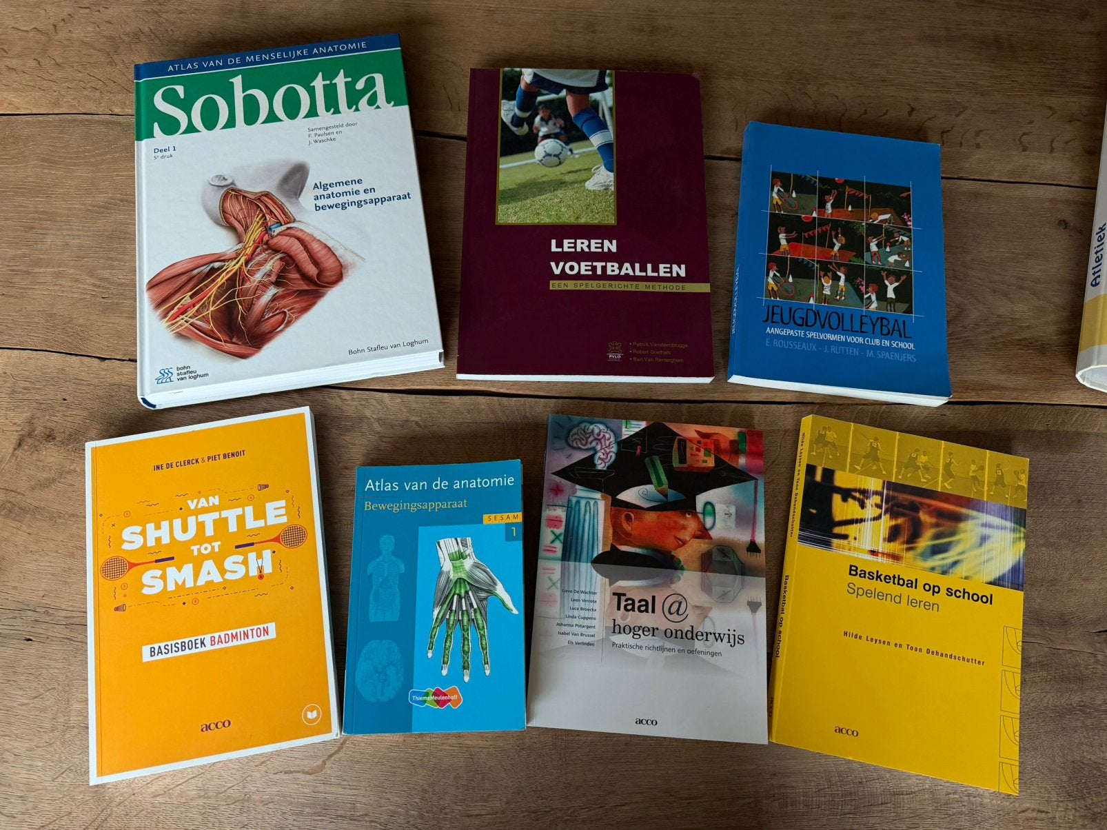 Studieboeken LO en BR HoGent, Ophalen, Zo goed als nieuw
