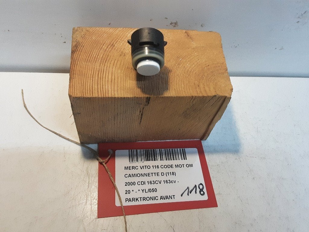 PARKEERSENSOR Mercedes-Benz Vito (447.6) (A0009055504), Gebruikt, Mercedes-Benz, Mevr. I. Hauben, Rue de l'Espoir 34 34
4030  GRIVEGNÉE, BE