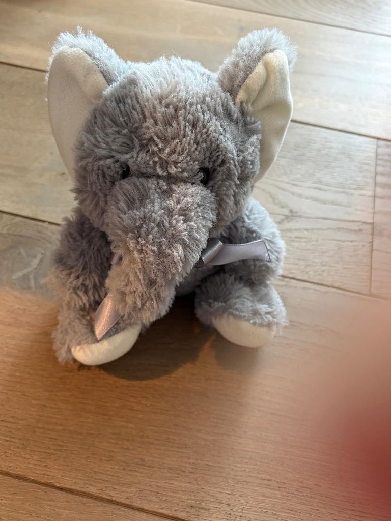 Knuffel - Olifant, Ophalen of Verzenden, Zo goed als nieuw, Olifant, Klein (minder dan 20 cm)