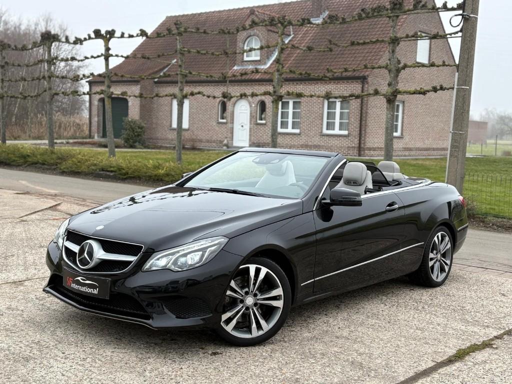 Mercedes E220 CDI CABRIO Facelift Automaat Navi Euro6, Auto's, Automaat, Euro 6, Cabriolet, Zwart