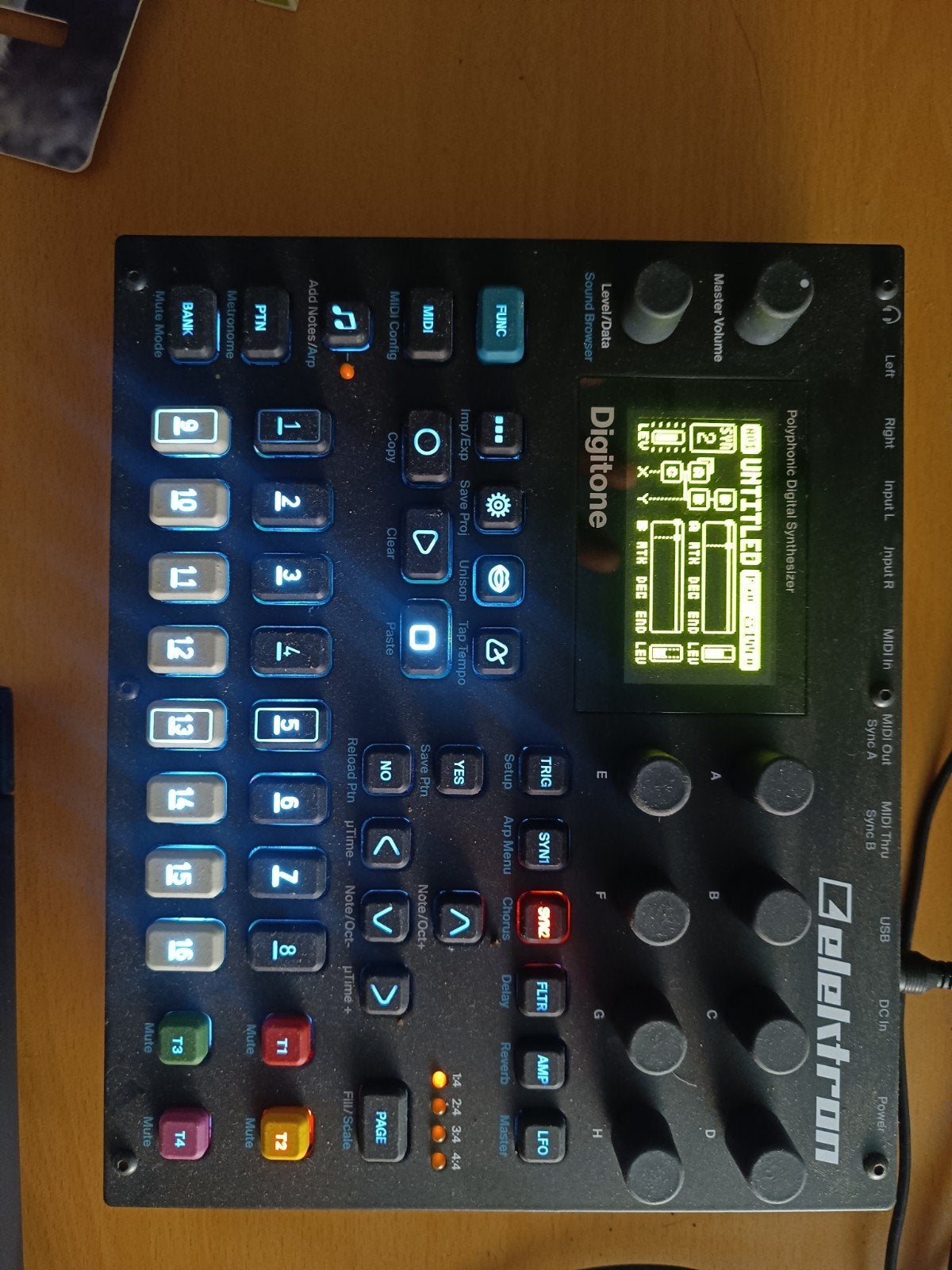 Elektron digiton, Muziek en Instrumenten, Synthesizers, Ophalen of Verzenden, Zo goed als nieuw