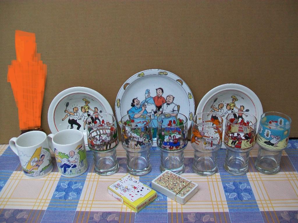 Suske en Wiske - Strip - Poppen - Tas - Glas - Strips Strip, Verzamelen, Ophalen of Verzenden, Suske en Wiske, Gebruikt, Gebruiksvoorwerp
