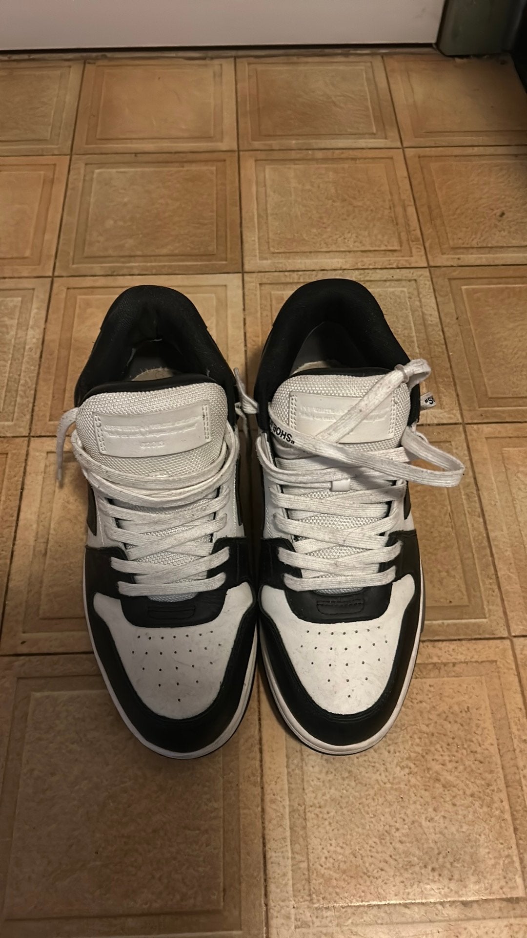 Off white - out of office, Vêtements | Hommes, Chaussures, Enlèvement, Porté, Baskets, Noir