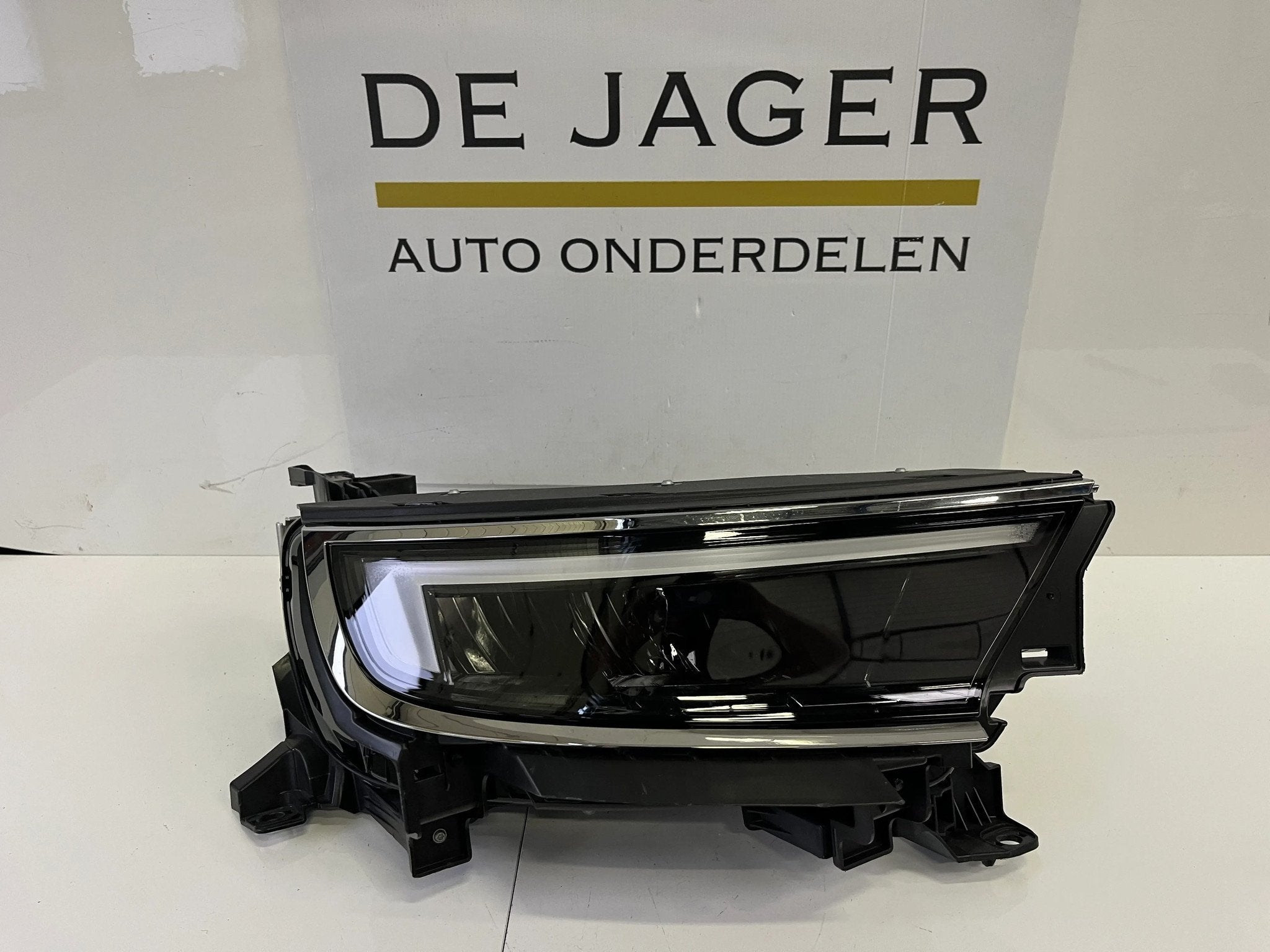 OPEL MOKKA II B FULL LED PHARE DROIT 9834007980 COMPLET, Opel Automobile GmbH, Opel, Bahnhofsplatz 1
65423  Russelsheim am Main, DE