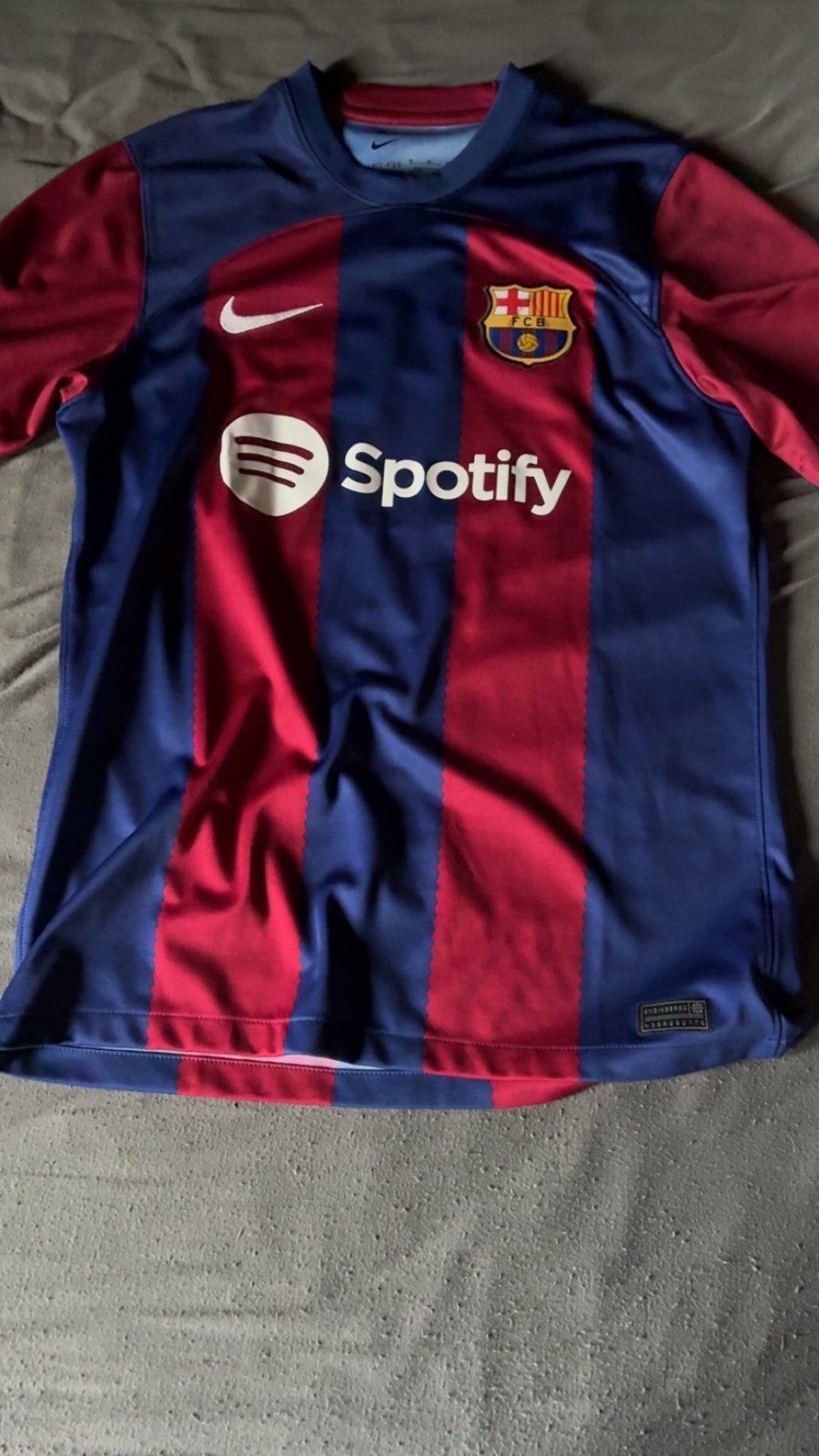 Chemise Barcalona à vendre, Sports & Fitness, Football, Taille M, Enlèvement, Neuf, Maillot