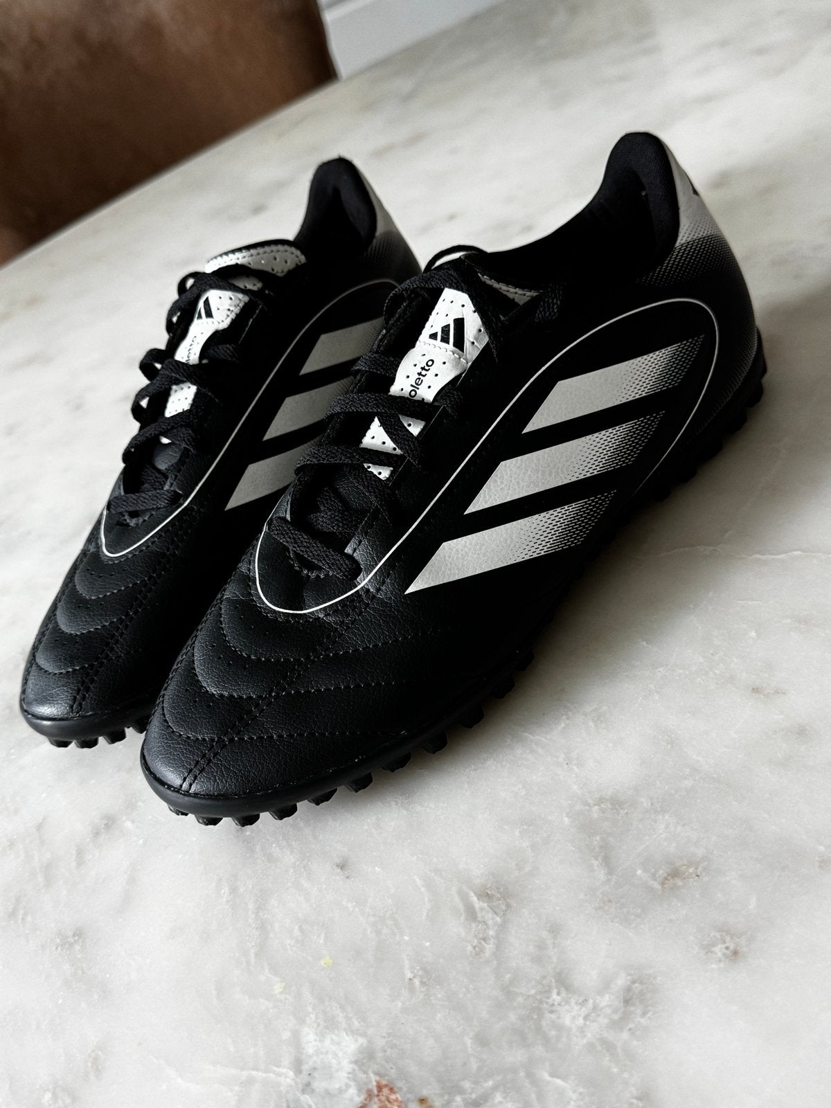 Adidas Sportschoenen maat 41,5, Ophalen, Zo goed als nieuw, Sportschoenen, Zwart