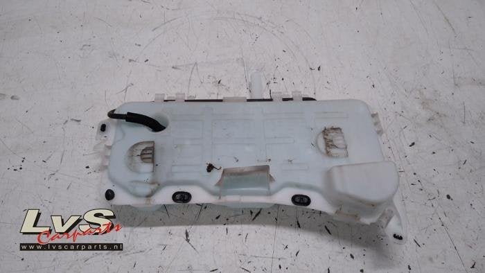 Réservoir lave-glace avant d'un Peugeot Partner, -, 3 mois de garantie, Utilisé, -