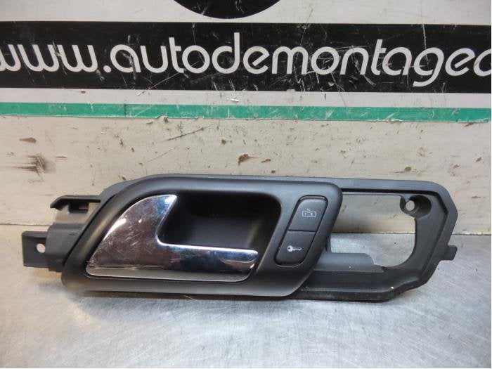 Poignée portière 2portes gauche d'un Volkswagen Polo (Polo, Volkswagen, -, Utilisé, -