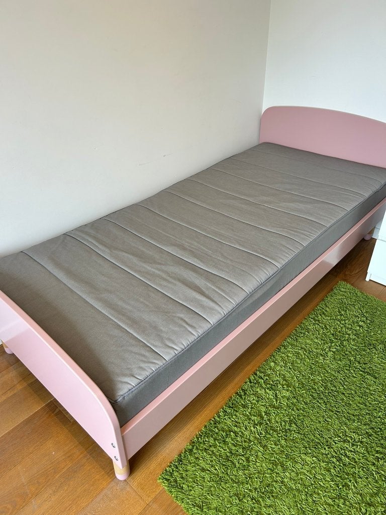 Kinderbed Flexa + matras, Kinderen en Baby's, Ophalen, 85 tot 100 cm, Zo goed als nieuw, Matras