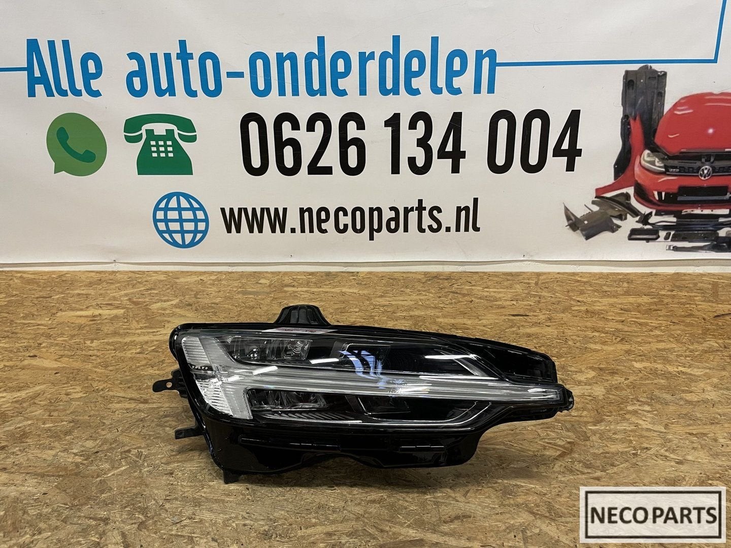 VOLVO XC60 VOL LED KOPLAMP RECHTS ORIGINEEL 32338002, -, -, -, Enlèvement ou Envoi