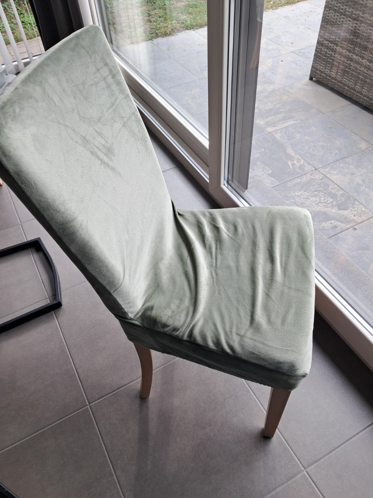 6 stoelen, Ophalen