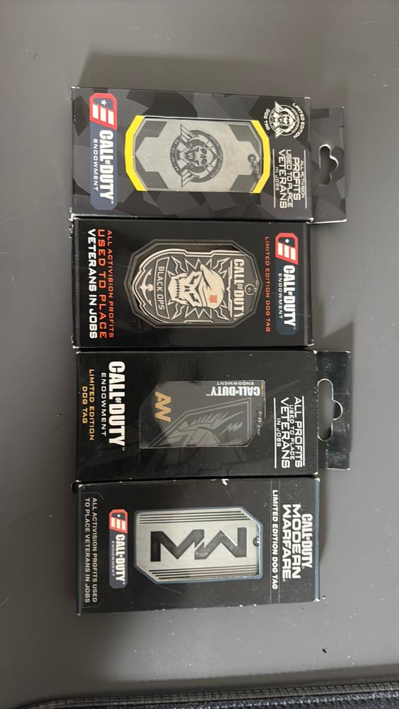Call of Duty limited edition dog tags, Ophalen, Zo goed als nieuw