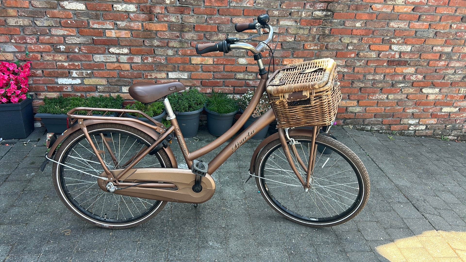 Sparta 24 inch meisjesfiets, Fietsen en Brommers, Fietsen | Kinderfietsjes, Ophalen, Gebruikt, Terugtraprem, 20 inch of meer