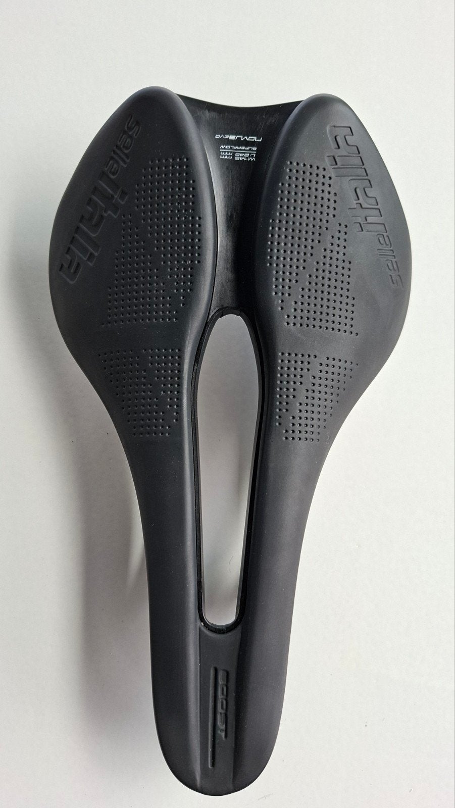 Selle Italia Novus evo boost, Vélos & Vélomoteurs, Vélos Pièces, Enlèvement ou Envoi, Racefiets, Selle, Plastique