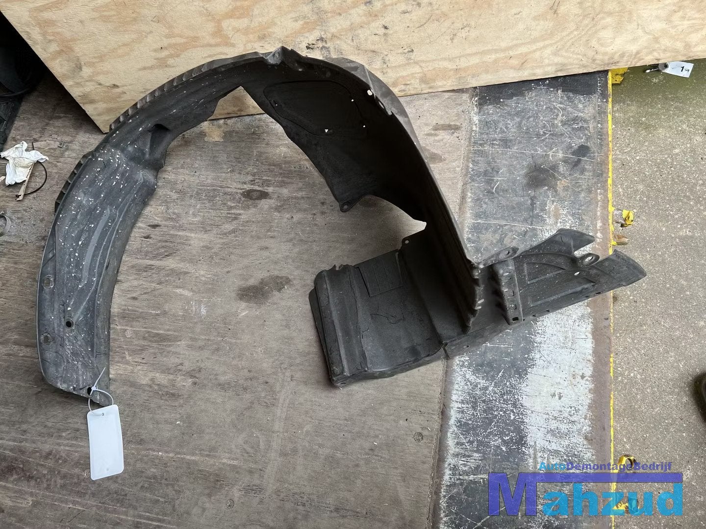 MITSUBISHI COLT 6 rechts voor modderkuip 2002-2012, Info@mitsubishi-motors.com, Gebruikt, Mitsubishi Motors Corporation, Mitsubishi