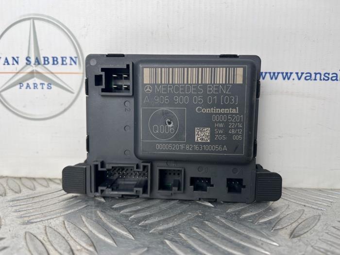 Centrale Deurvergrendelings Module van een Mercedes Sprinter, Gebruikt, -, -, 3 maanden garantie