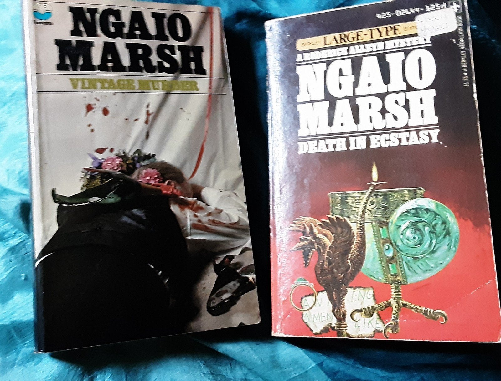 2 x Ngaio Marsh, murder mysteries, Enlèvement ou Envoi