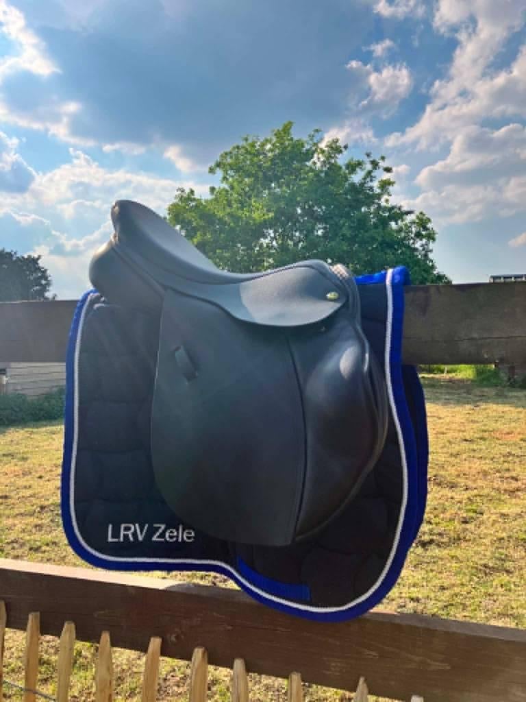 Splinternieuw Ideal Crown Impala springzadel – 17,5 inch, Dieren en Toebehoren, Ophalen, Nieuw, Springen