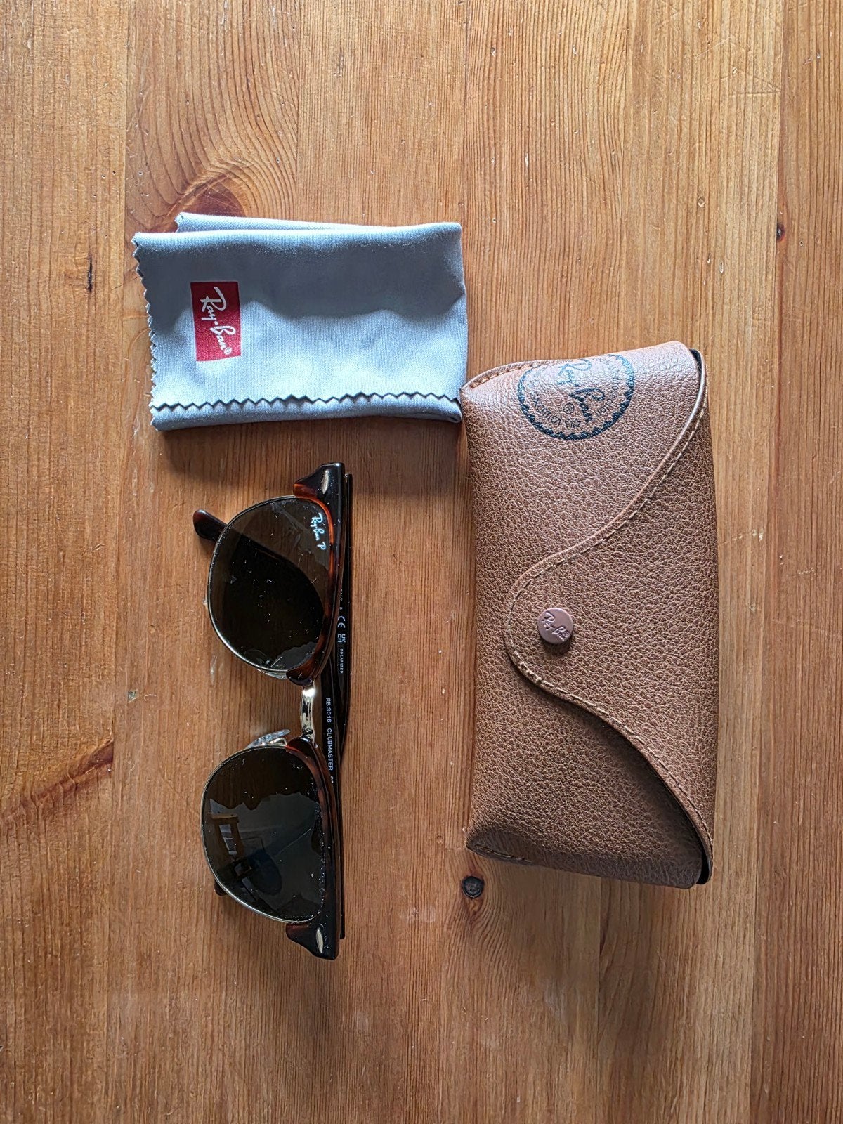 Ray-Ban Clubmaster Polarized – Origineel – Inclusief etui, Enlèvement ou Envoi, Ray-Ban