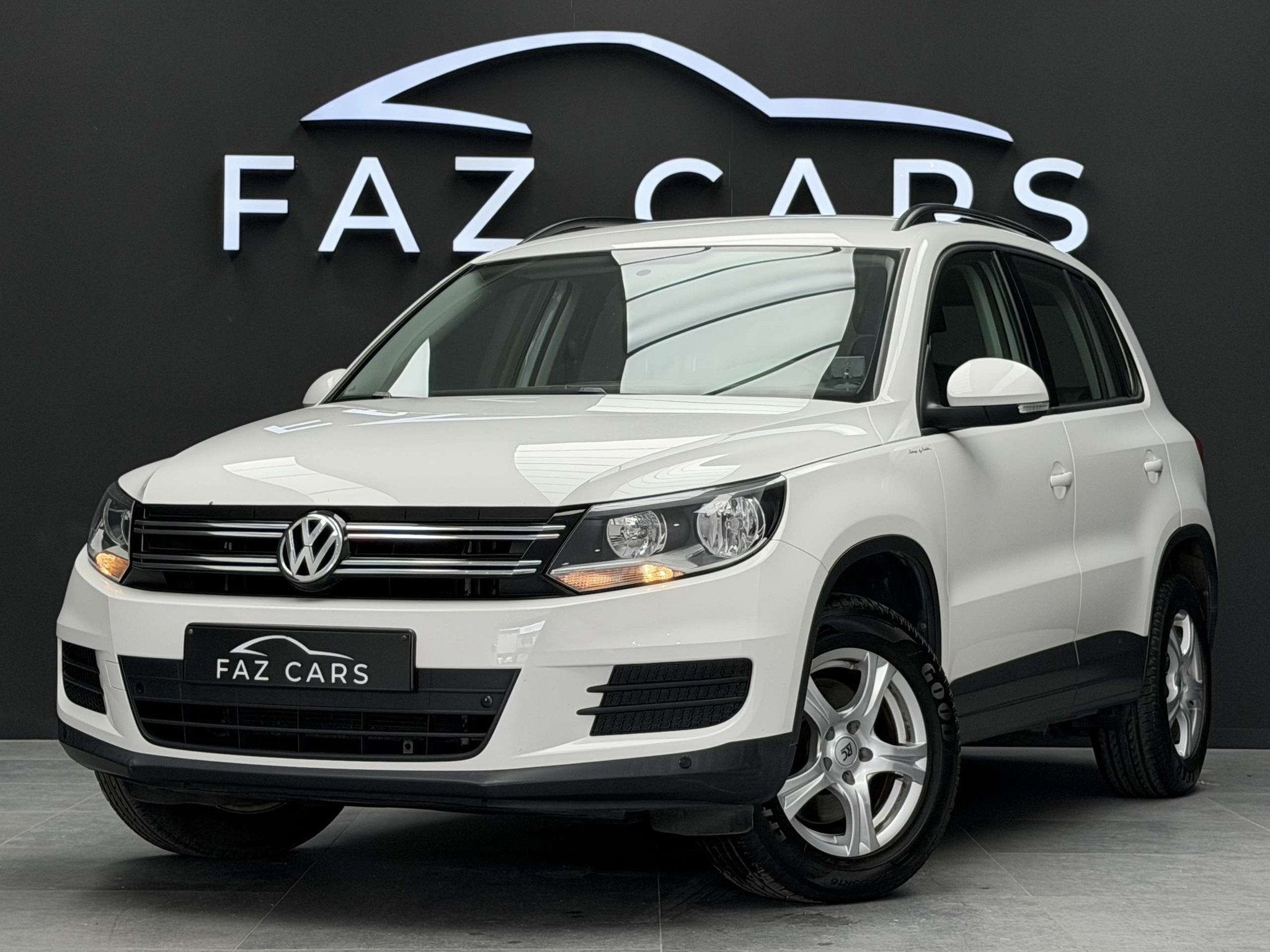 Volkswagen Tiguan 2.0 CR TDi Trend * JANTES + CLIM + GARANTI, Euro 5, Achat, 139 g/km, Noir