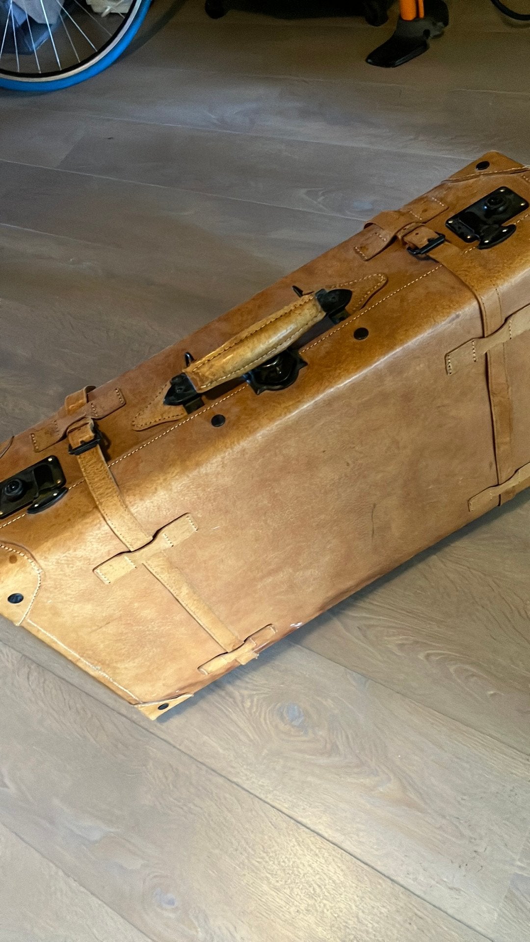 Lederen vintage kist, Enlèvement, Utilisé