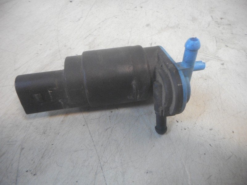 LAVE-GLACE POMPE AVANT + ARRIÈRE A (W168) (2108691021), Mercedes-Benz, Utilisé, Dialog.mb@mercedes-benz.com, Mercedes-Benz AG
