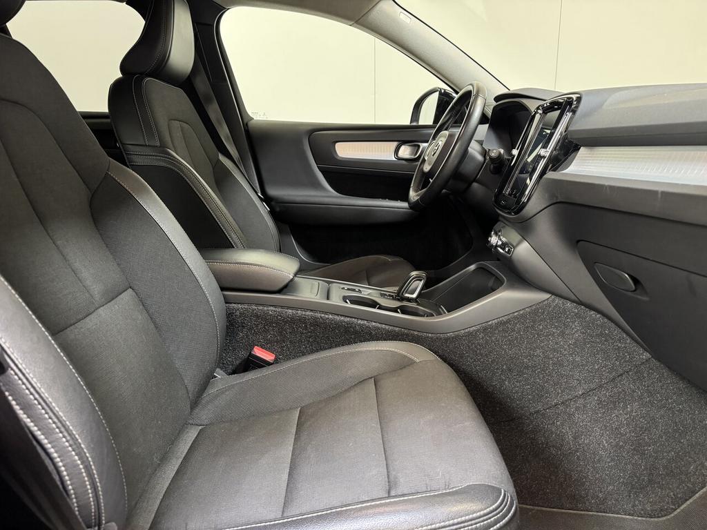 Volvo XC40 2.0 T4 Benzine Autom. - Airco - Topstaat!, Auto's, Volvo, Euro 6, 4 cilinders, 0 kg, Zwart