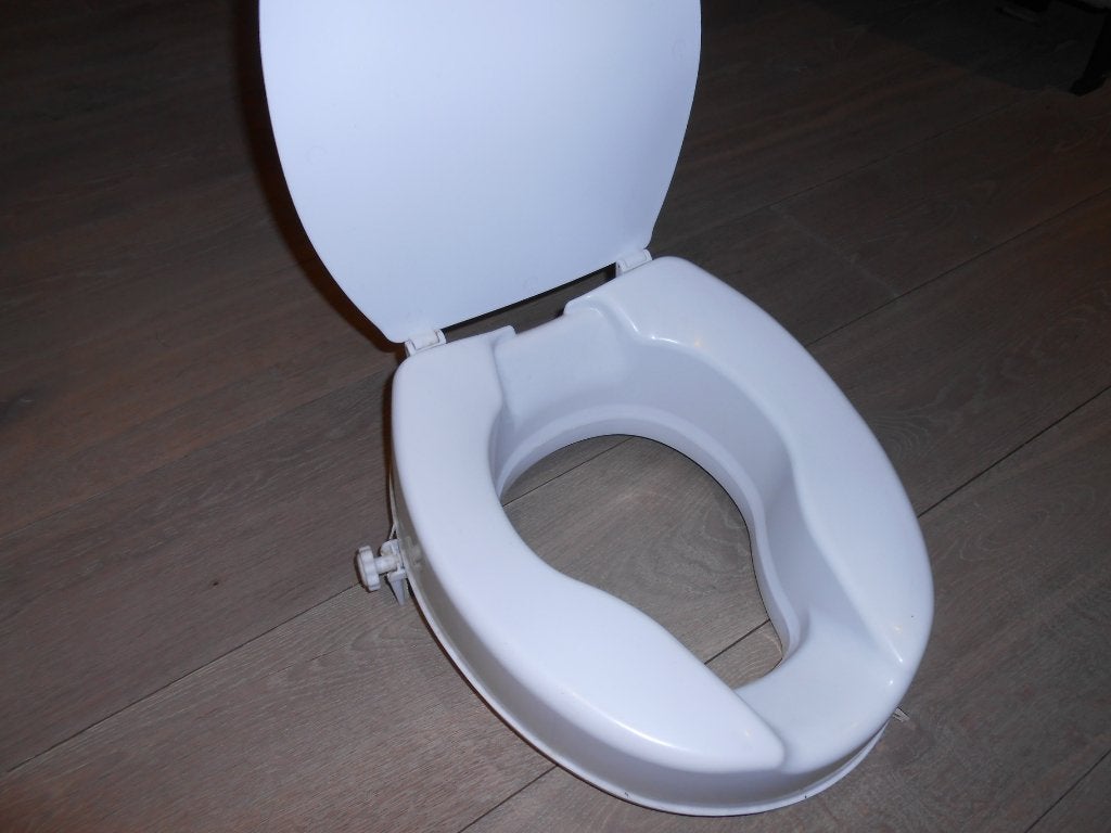 hoog toilet deksel, Doe-het-zelf en Bouw, Ophalen, Zo goed als nieuw, Toilet