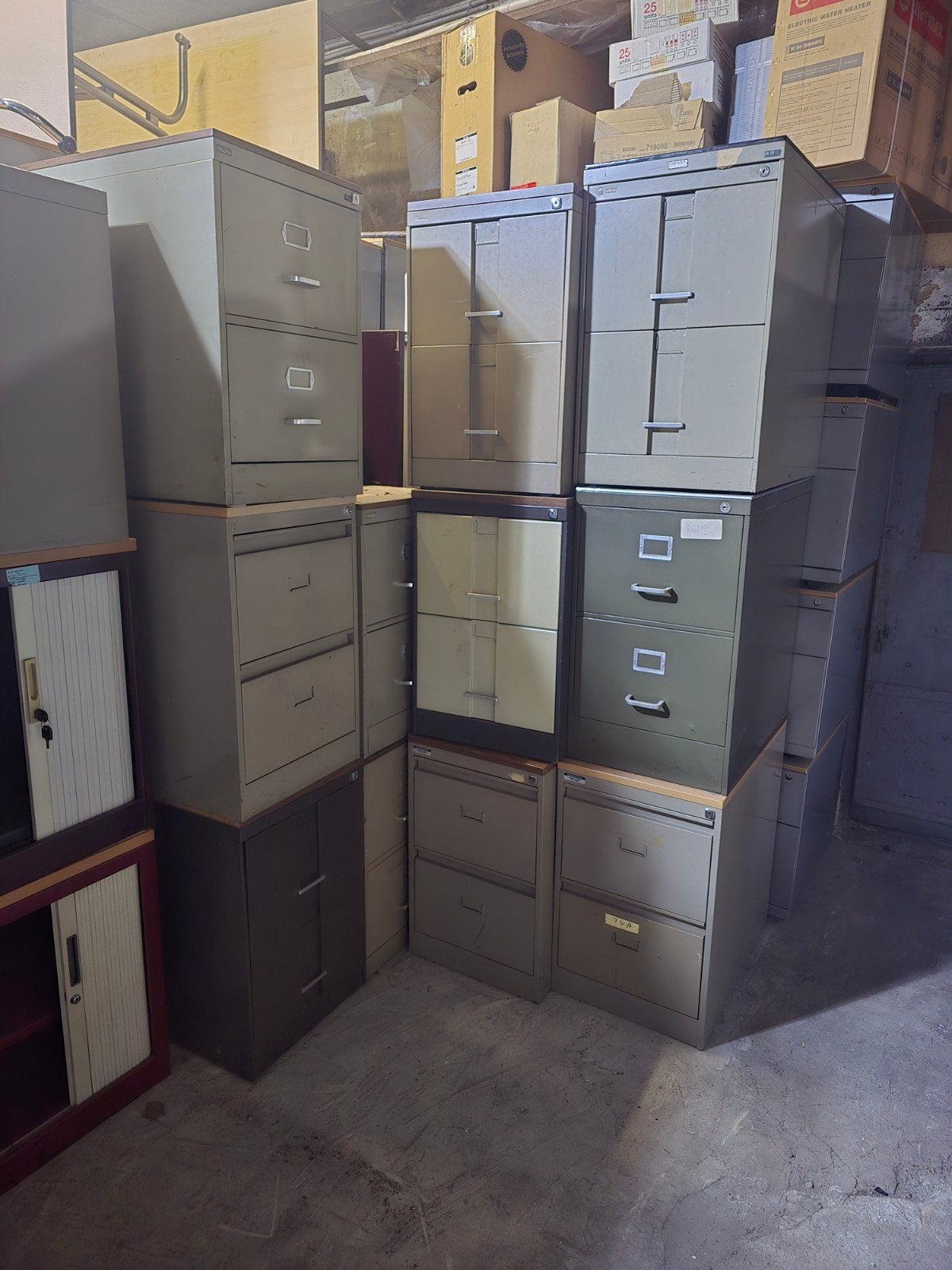 Armoire caisson métallique professionnelle, Enlèvement, Utilisé, Métal, 75 – 100