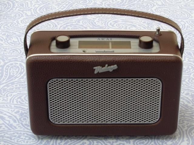 Radio rétro vintage portable AKAI modèle APR 200 BN, Enlèvement ou Envoi, Utilisé, Radio