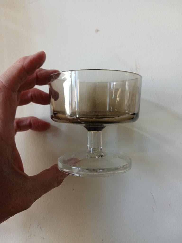 6 coupes en verre fumé, Huis en Inrichting, Keuken | Servies, Gebruikt, Glas of Glazen, Glas, Ophalen