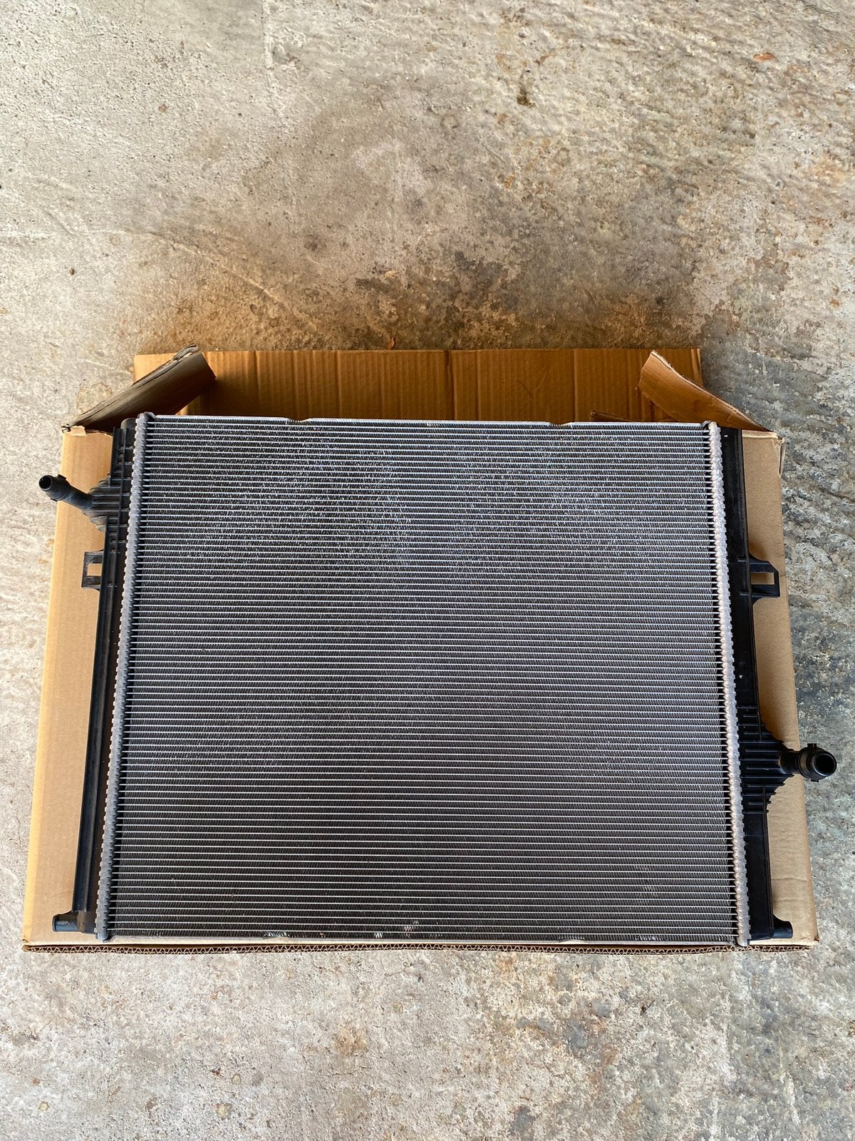 Originele radiator BMW M140i M240i 340i b58 gen1, Autos : Pièces & Accessoires, Enlèvement, BMW