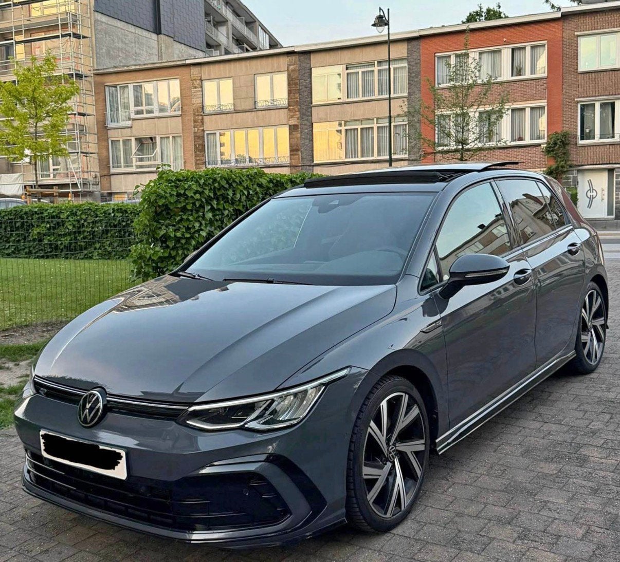 Golf 8 R-Line 1.5 Essence  Full Options prête à immatriculer, Autos, Achat, Carnet d'entretien, Toit ouvrant, Automatique
