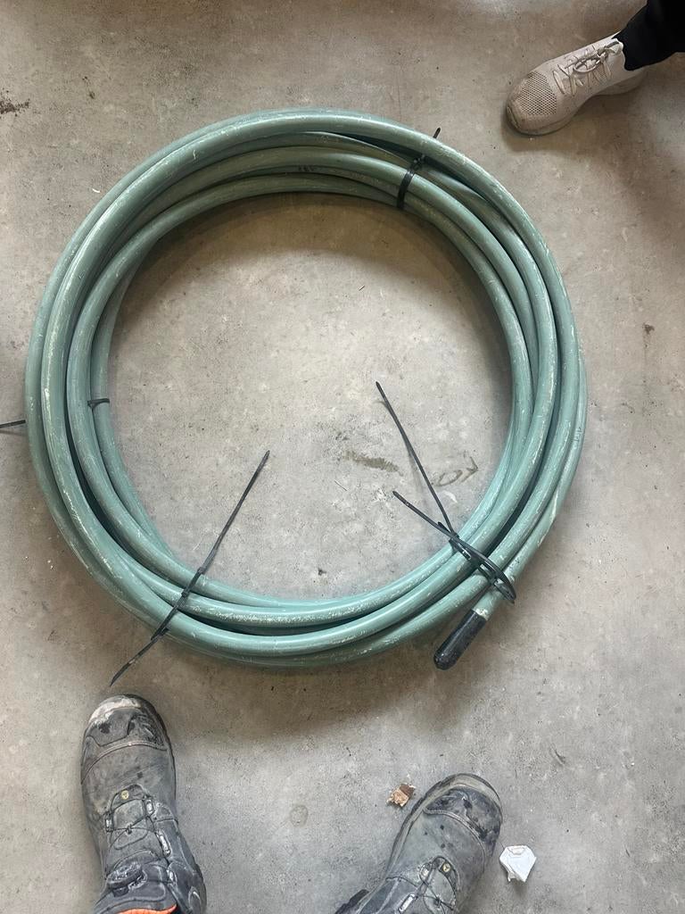 Kabel 4x25   20 meter, Doe-het-zelf en Bouw, Elektriciteit en Kabels, Ophalen, Zo goed als nieuw