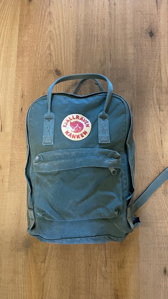 Fjällräven KÅNKEN UNISEX - Rugzak - frost green, Handtassen en Accessoires, Tassen | Rugtassen, Gebruikt, Minder dan 30 cm, 25 tot 40 cm