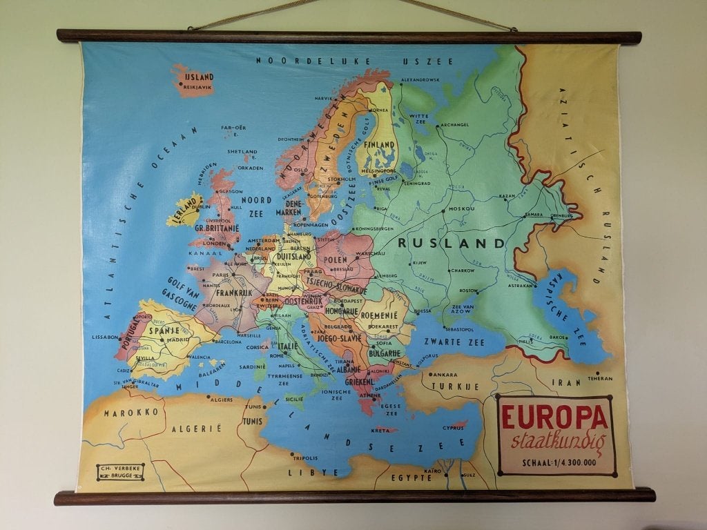 Vintage wandkaart Europa staatkundig, Antiek en Kunst, Ophalen, Aardrijkskunde